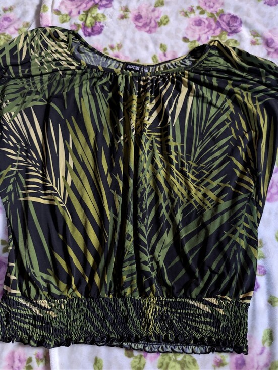 Apt. 9 Tops - Apt. 9 Black and Green Palm-Print Blouse